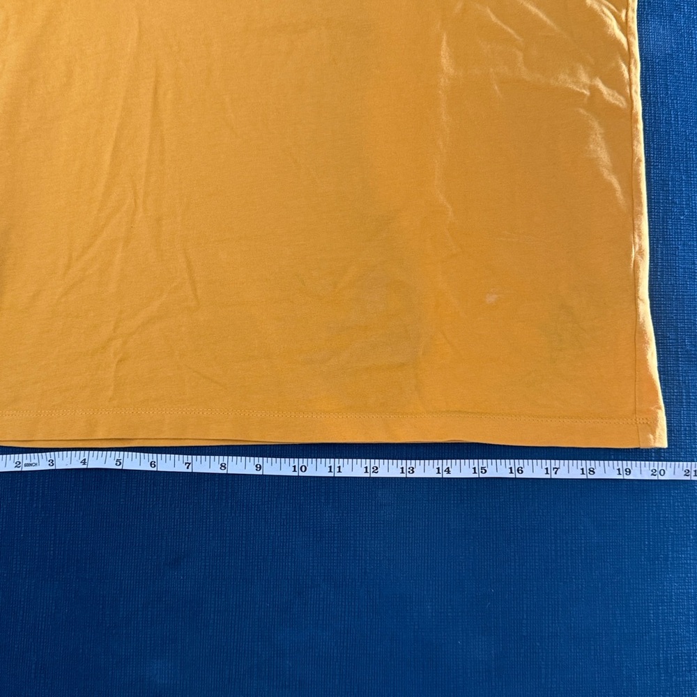 Coach Mustard Yellow black lips T-Shirt like new size M - Picture 6 of 8